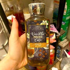 Vanilla mocha cafe bath and body works shower gel